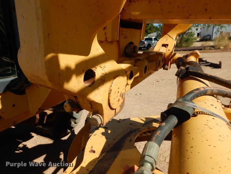 image for item DJ8881 2003 John Deere 770CH  motor grader