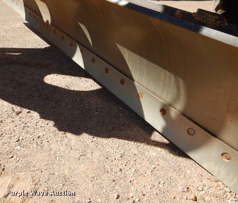 image for item DJ8881 2003 John Deere 770CH  motor grader