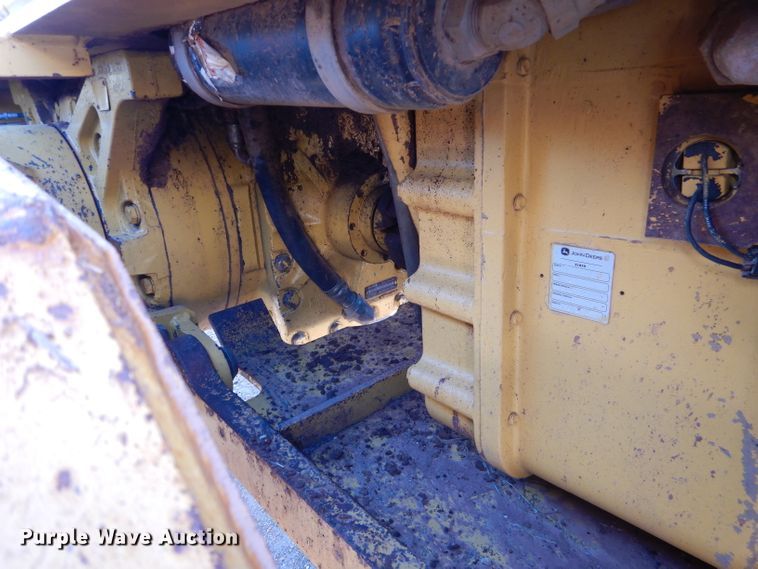 image for item DJ8881 2003 John Deere 770CH  motor grader