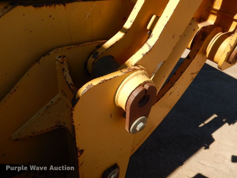 image for item DJ8881 2003 John Deere 770CH  motor grader