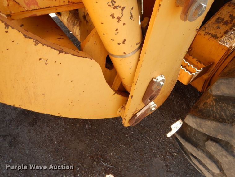 image for item DJ8881 2003 John Deere 770CH  motor grader