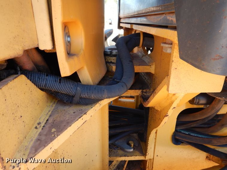 image for item DJ8881 2003 John Deere 770CH  motor grader