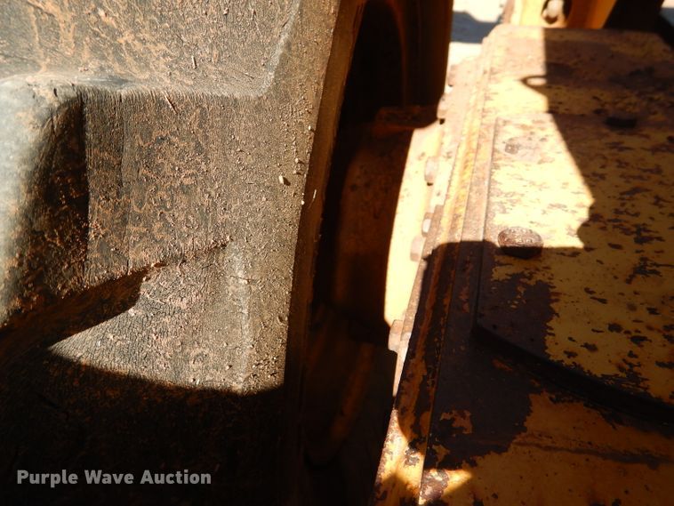 image for item DJ8881 2003 John Deere 770CH  motor grader