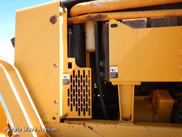 image for item DJ8881 2003 John Deere 770CH  motor grader