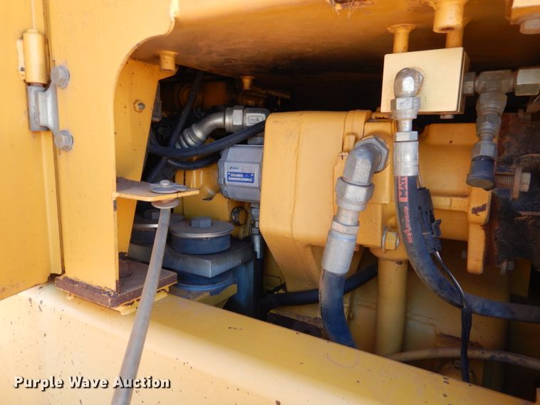 image for item DJ8881 2003 John Deere 770CH  motor grader