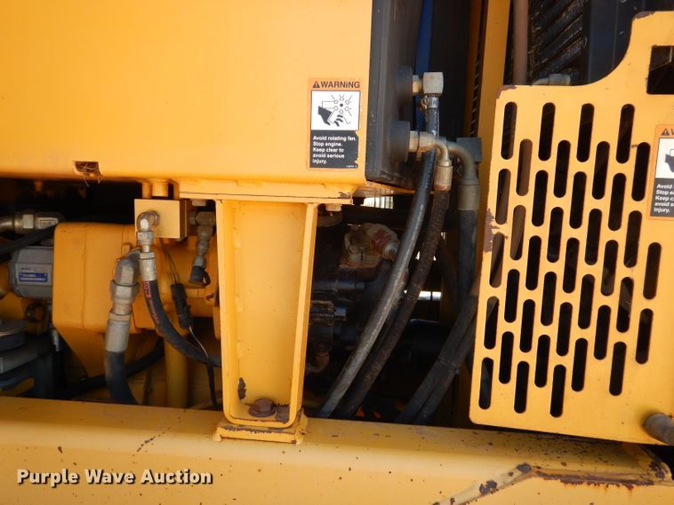 image for item DJ8881 2003 John Deere 770CH  motor grader