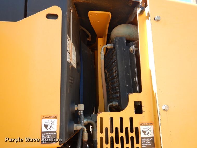 image for item DJ8881 2003 John Deere 770CH  motor grader