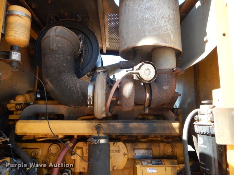 image for item DJ8881 2003 John Deere 770CH  motor grader