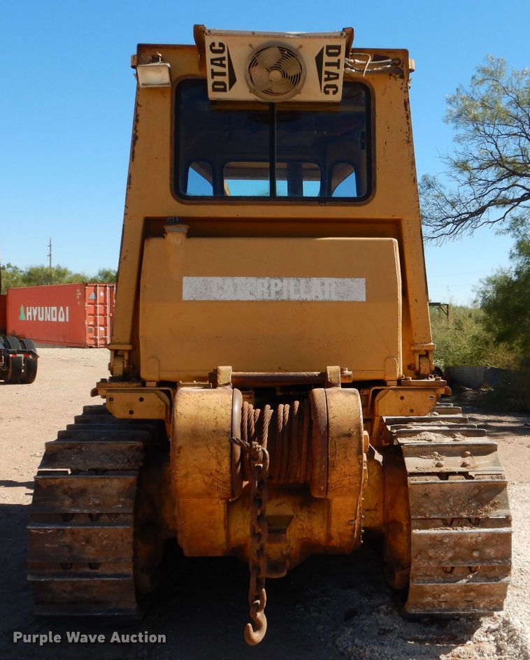 image for item DJ8882 1984 Caterpillar D6D  dozer