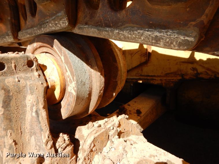 image for item DJ8882 1984 Caterpillar D6D  dozer