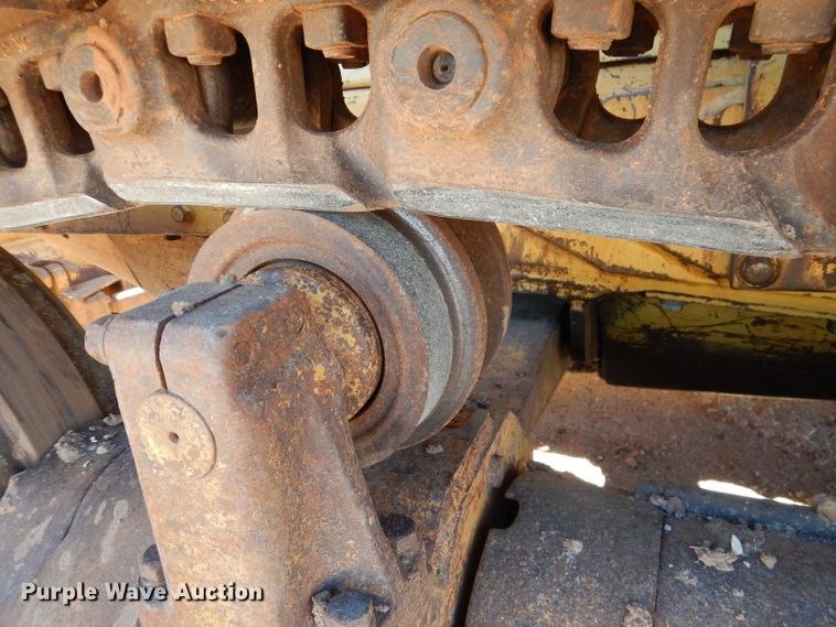 image for item DJ8882 1984 Caterpillar D6D  dozer