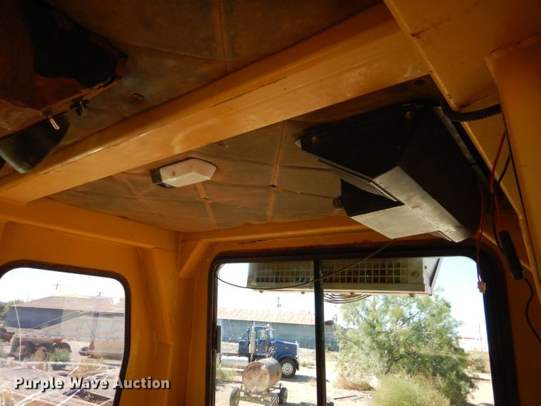 image for item DJ8882 1984 Caterpillar D6D  dozer