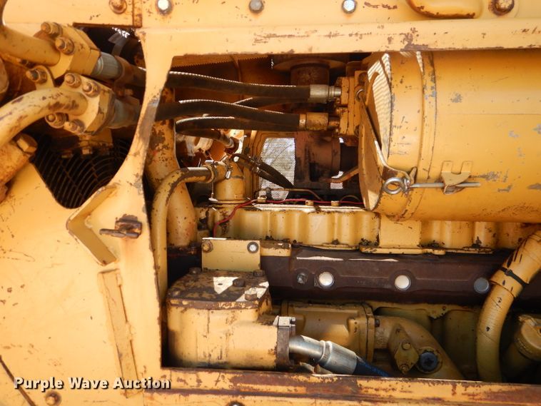 image for item DJ8882 1984 Caterpillar D6D  dozer