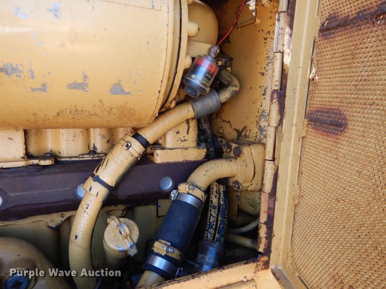 image for item DJ8882 1984 Caterpillar D6D  dozer