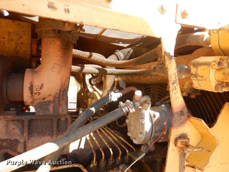 image for item DJ8882 1984 Caterpillar D6D  dozer