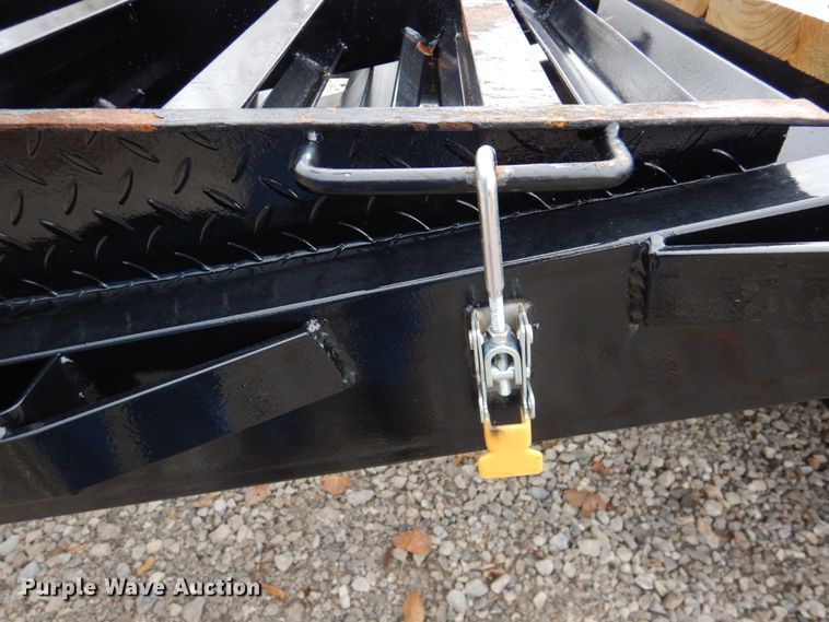 image for item DK1266 2021 Texas Pride FT827521KGN  equipment trailer