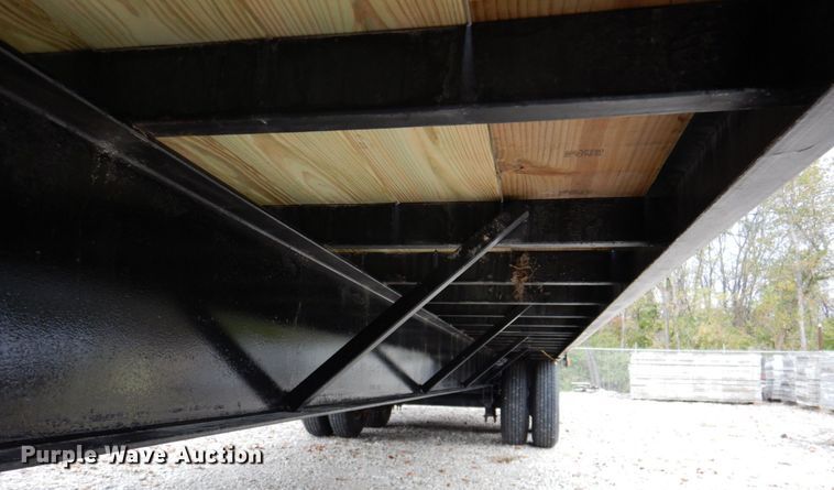 image for item DK1266 2021 Texas Pride FT827521KGN  equipment trailer