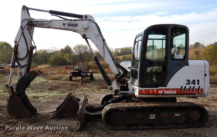 image for item DK1269 2004 Bobcat 341G  mini excavator