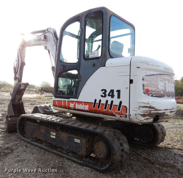 image for item DK1269 2004 Bobcat 341G  mini excavator