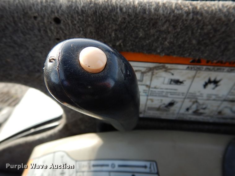 image for item DK1269 2004 Bobcat 341G  mini excavator