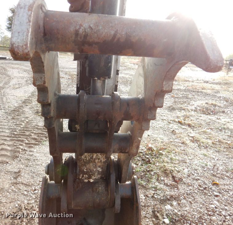 image for item DK1269 2004 Bobcat 341G  mini excavator