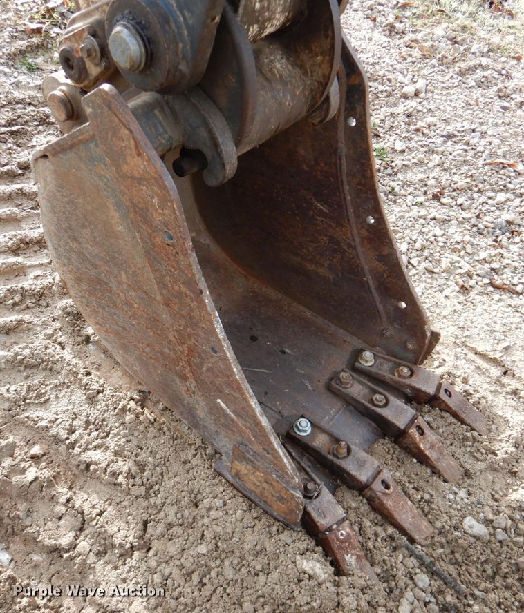 image for item DK1269 2004 Bobcat 341G  mini excavator