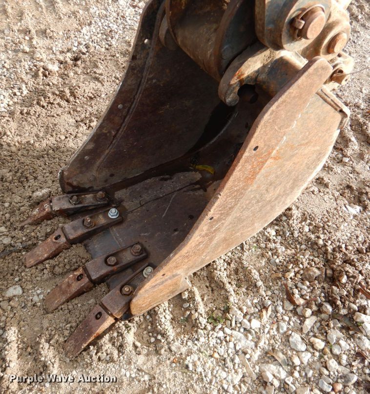 image for item DK1269 2004 Bobcat 341G  mini excavator