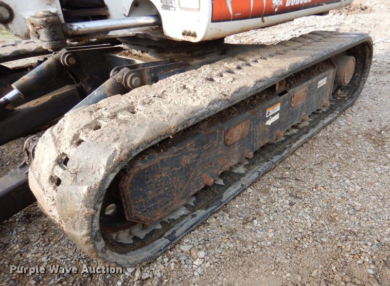 image for item DK1269 2004 Bobcat 341G  mini excavator