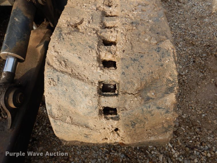 image for item DK1269 2004 Bobcat 341G  mini excavator