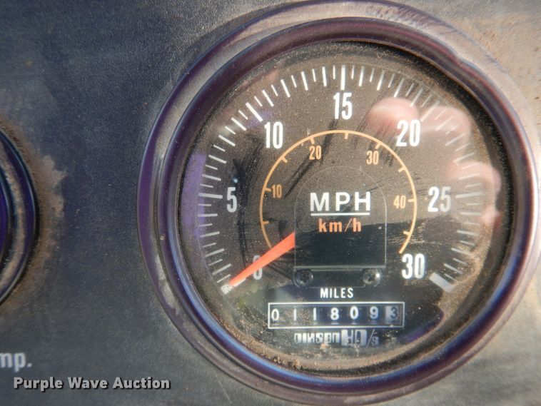 image for item DK1275 1999 Elgin Pelican Series P  sweeper