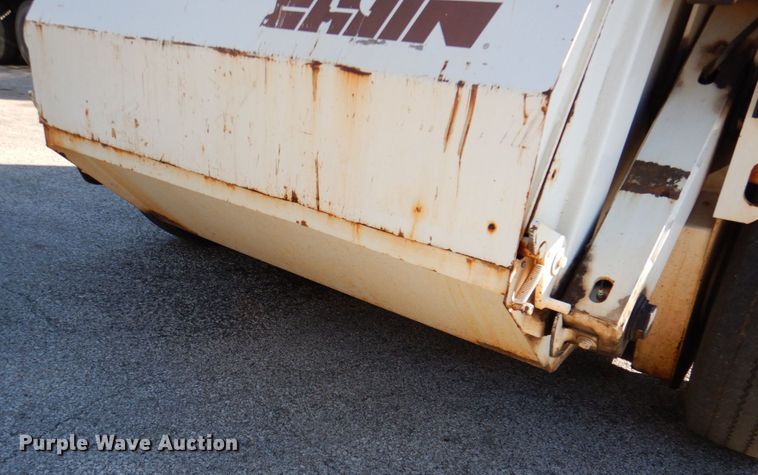 image for item DK1275 1999 Elgin Pelican Series P  sweeper