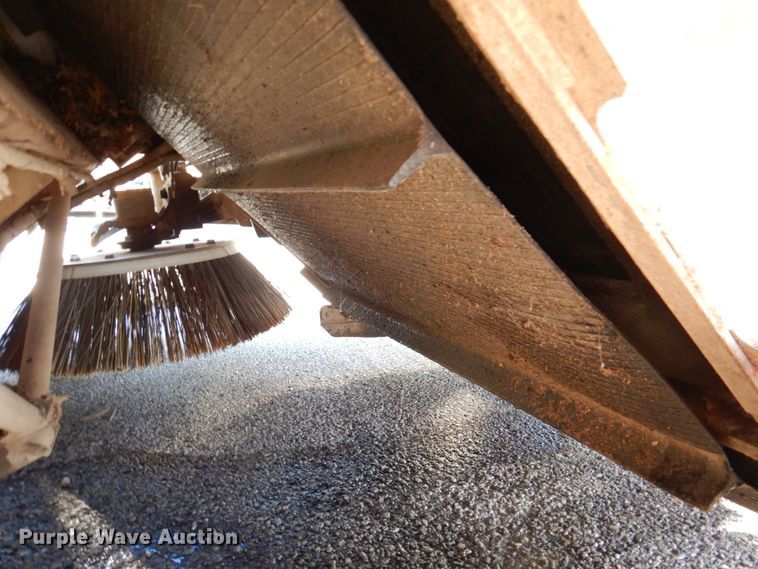 image for item DK1275 1999 Elgin Pelican Series P  sweeper