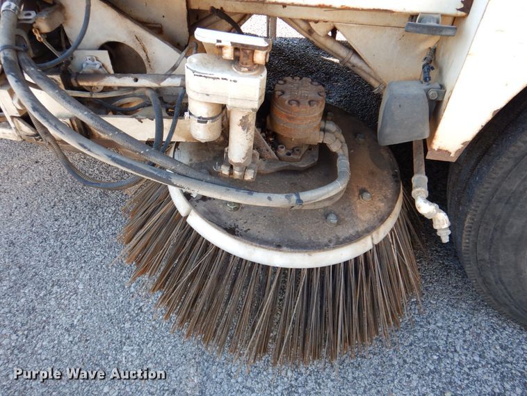 image for item DK1275 1999 Elgin Pelican Series P  sweeper