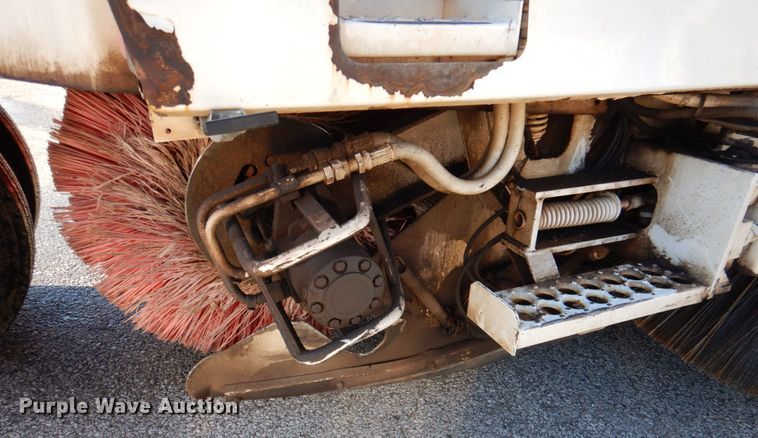 image for item DK1275 1999 Elgin Pelican Series P  sweeper