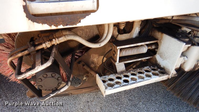 image for item DK1275 1999 Elgin Pelican Series P  sweeper