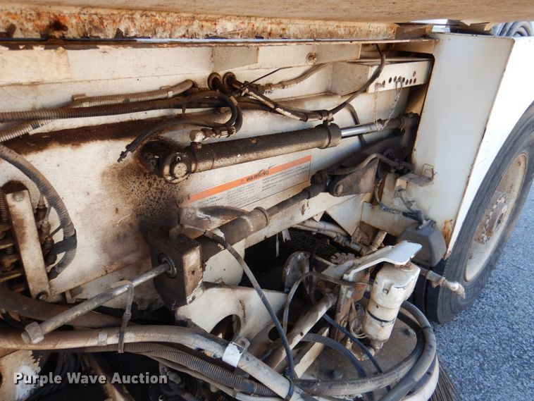 image for item DK1275 1999 Elgin Pelican Series P  sweeper