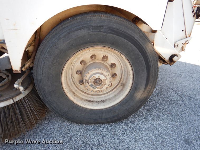 image for item DK1275 1999 Elgin Pelican Series P  sweeper