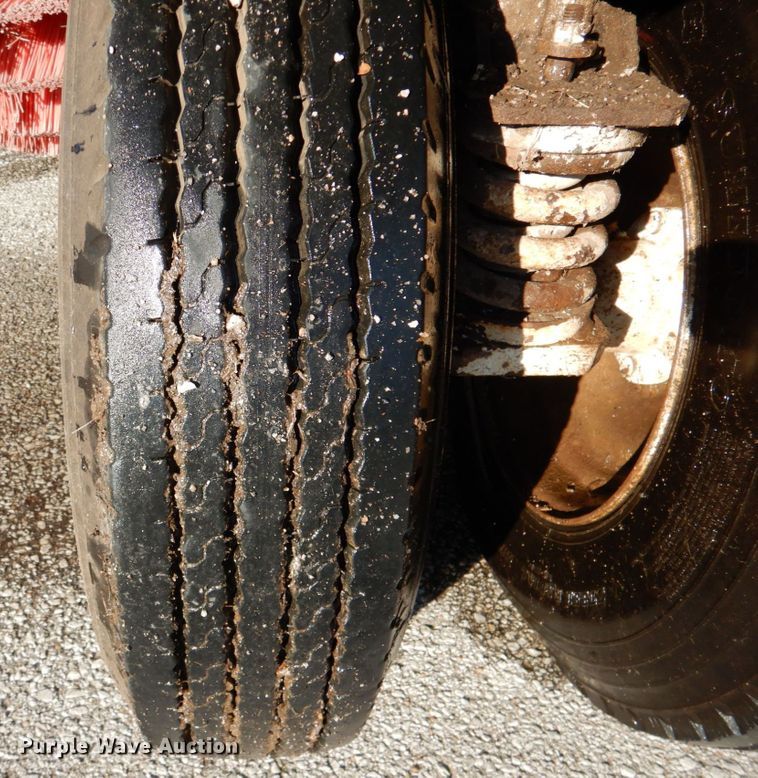 image for item DK1275 1999 Elgin Pelican Series P  sweeper