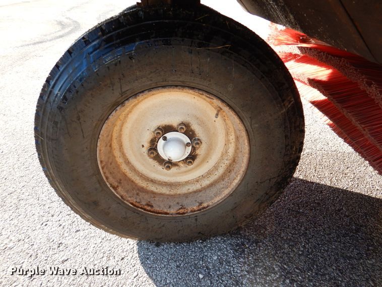 image for item DK1275 1999 Elgin Pelican Series P  sweeper