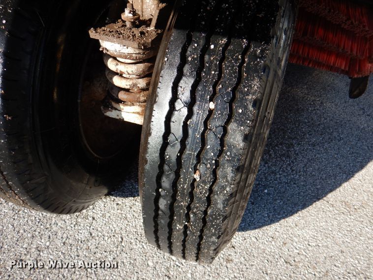 image for item DK1275 1999 Elgin Pelican Series P  sweeper