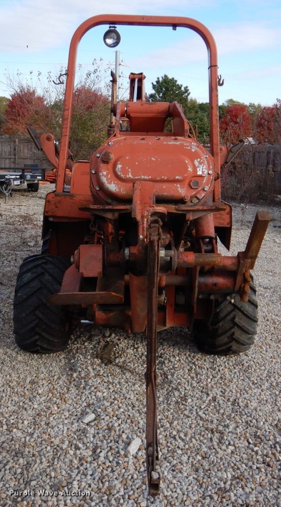 image for item DK1279 1993 Ditch Witch 5110  cable plow