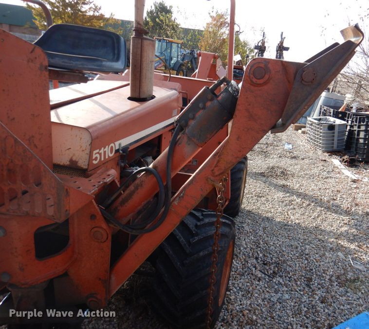 image for item DK1279 1993 Ditch Witch 5110  cable plow