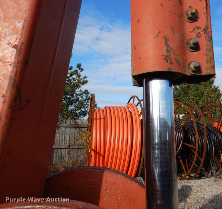 image for item DK1279 1993 Ditch Witch 5110  cable plow