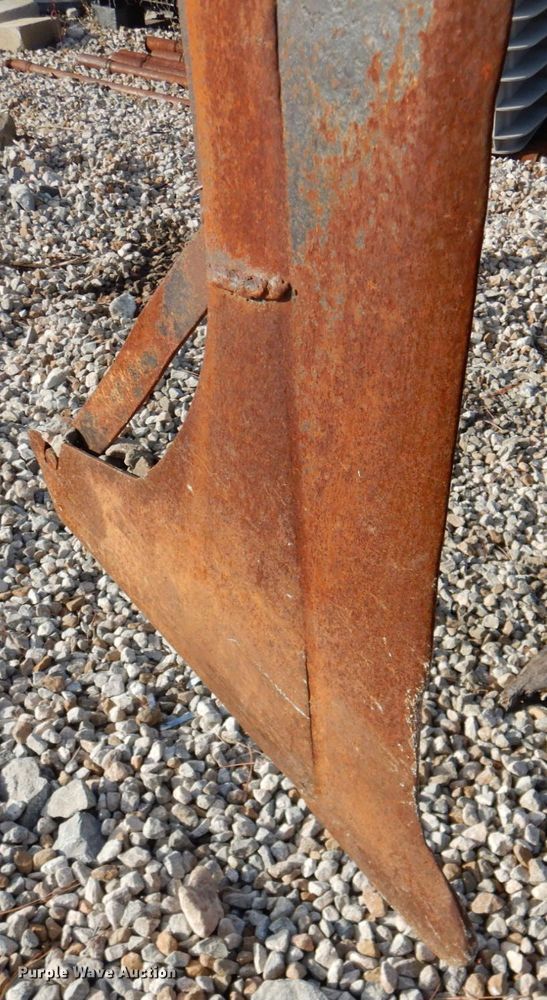 image for item DK1279 1993 Ditch Witch 5110  cable plow