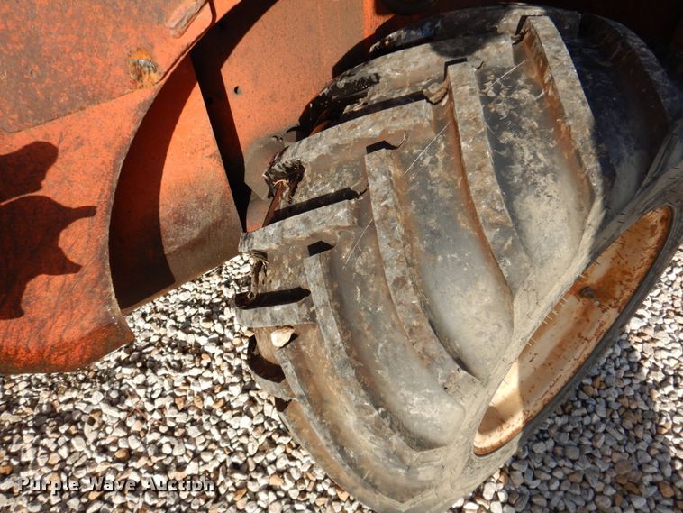 image for item DK1279 1993 Ditch Witch 5110  cable plow