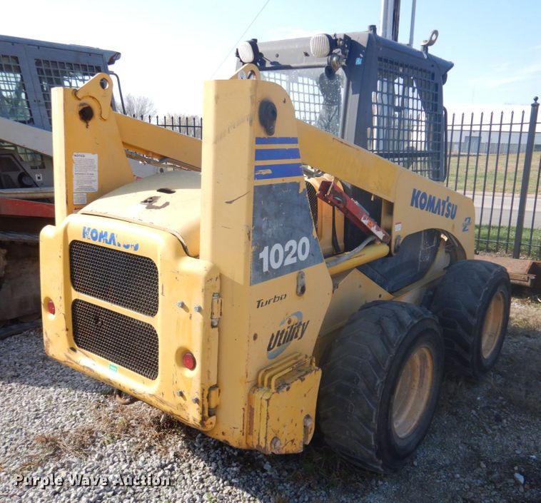 image for item DK1338 2004 Komatsu SK1020T  skid steer loader