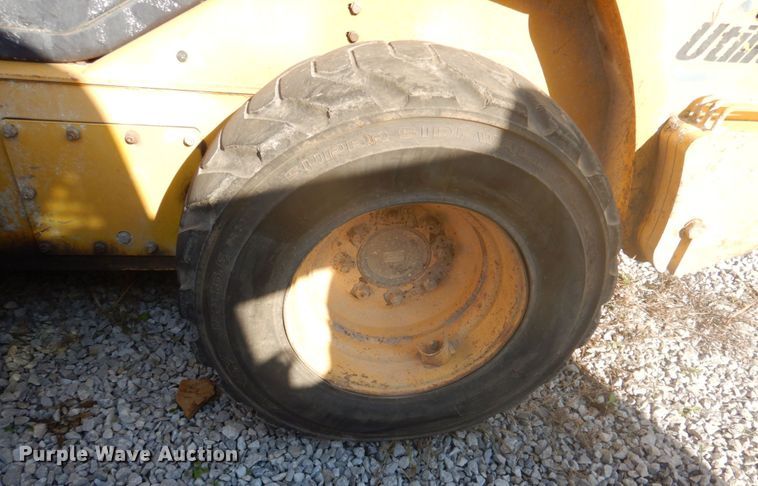 image for item DK1338 2004 Komatsu SK1020T  skid steer loader