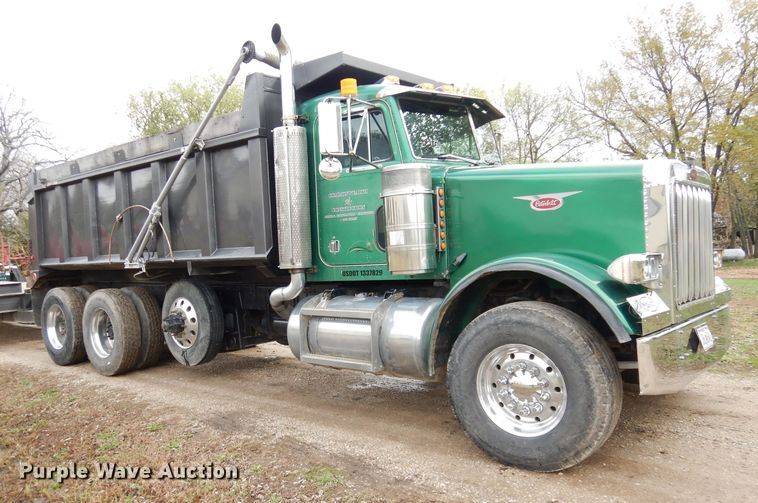 image for item DK3106 1995 Peterbilt 357  dump truck