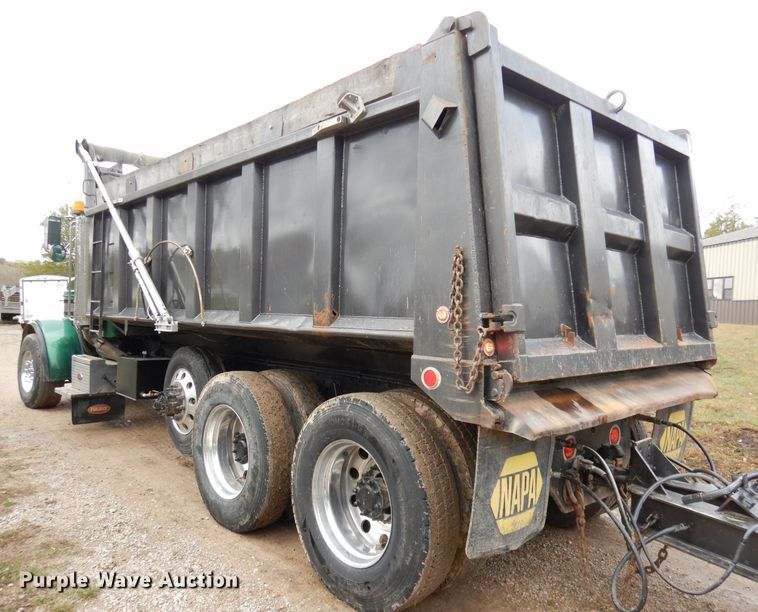 image for item DK3106 1995 Peterbilt 357  dump truck