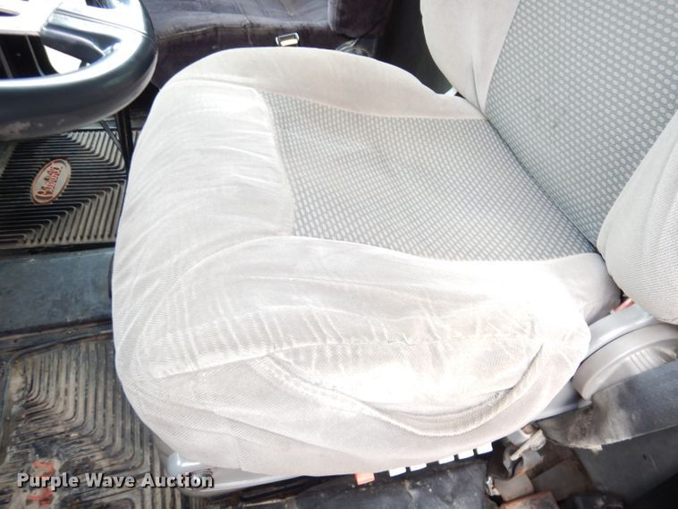 image for item DK3106 1995 Peterbilt 357  dump truck